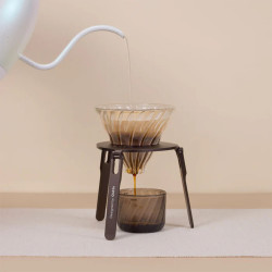 OutIn Foldable Coffee Stand  – sklopivi držač za aparat za kavu