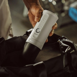 OutIn Nano 2 (Pearl white) - aparat za kavu za putovanja